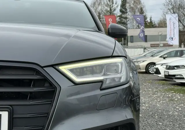 AUDI S3 