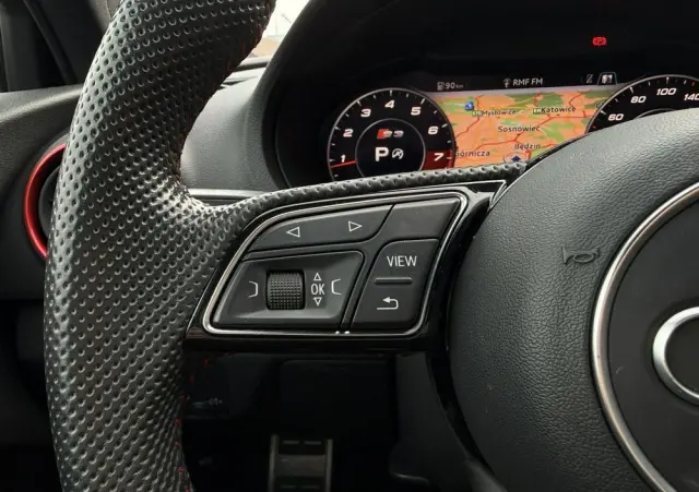 AUDI S3 