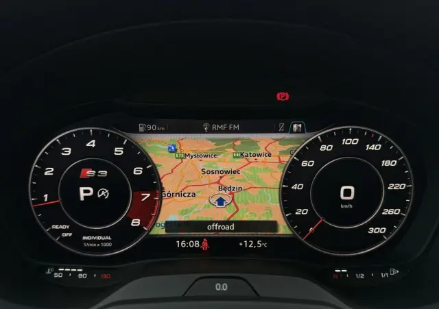 AUDI S3 