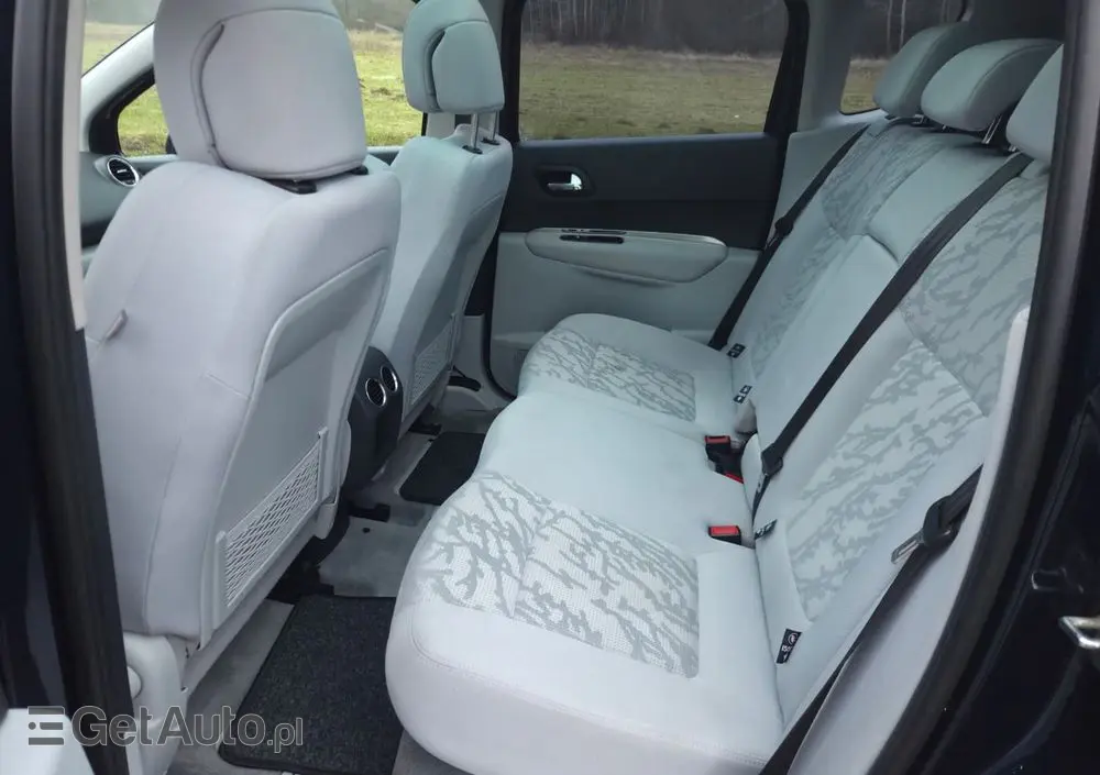 PEUGEOT 3008 1.6 Active