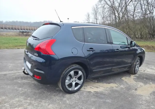PEUGEOT 3008 1.6 Active
