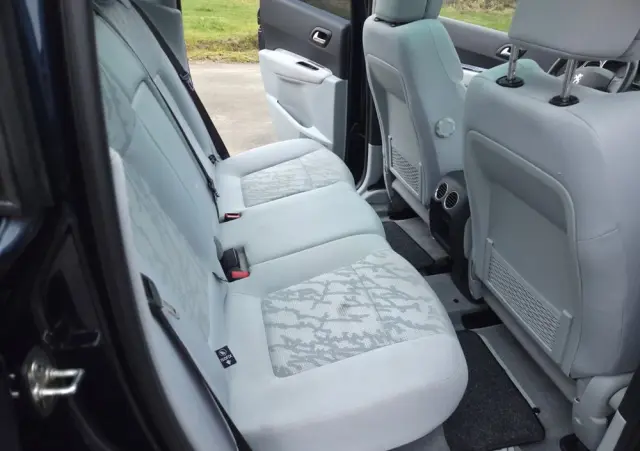 PEUGEOT 3008 1.6 Active