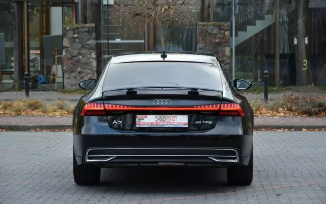 AUDI A7 