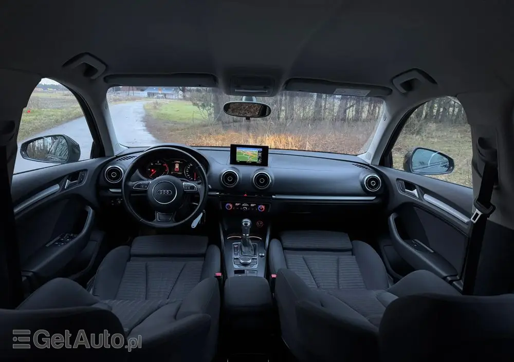 AUDI A3 Sportback 1.6 TDI (clean diesel) S tronic S line Sportpaket