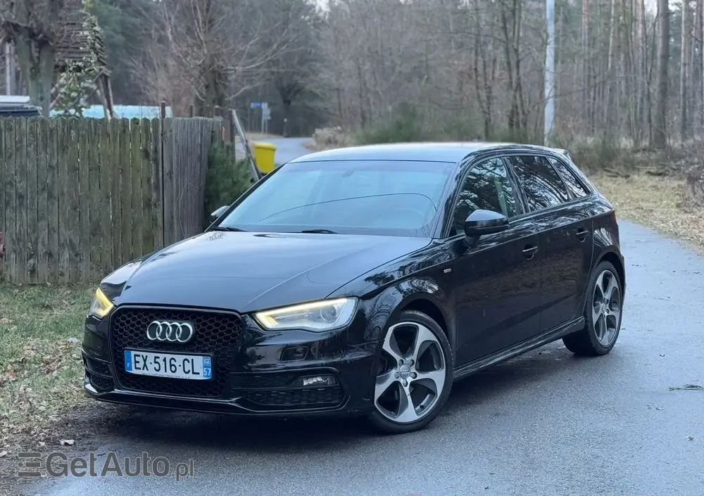 AUDI A3 Sportback 1.6 TDI (clean diesel) S tronic S line Sportpaket