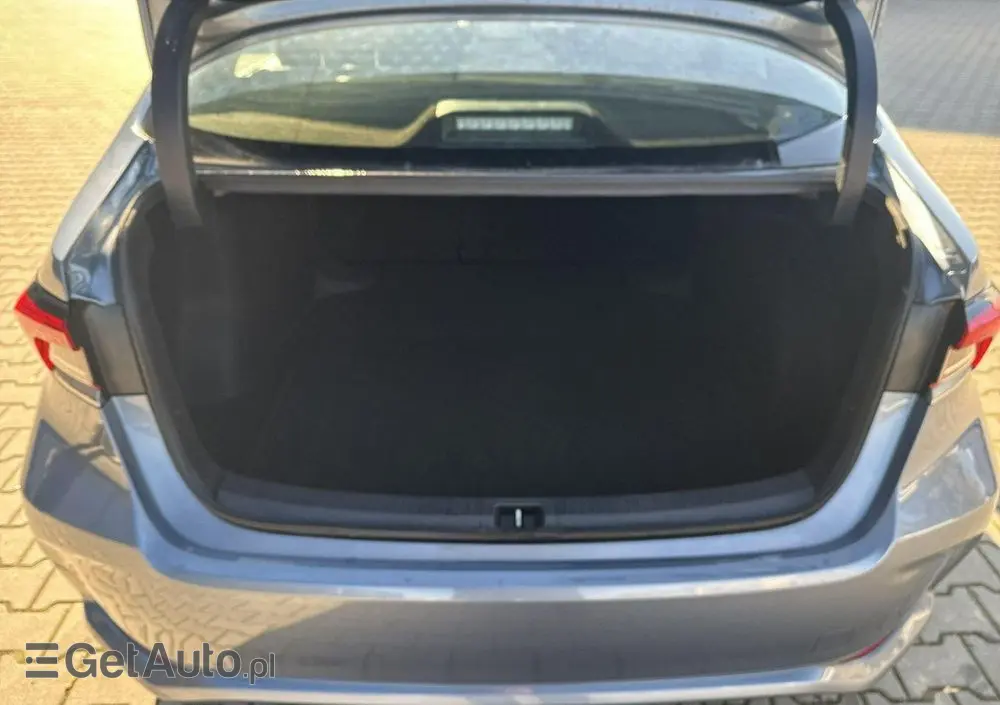 TOYOTA Corolla 1.5 Comfort MS