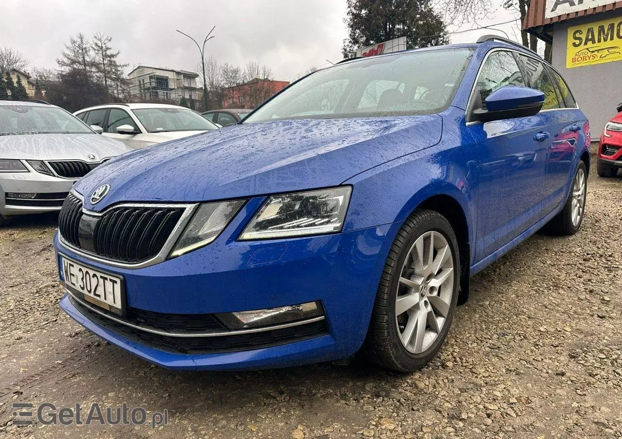 SKODA Octavia 1.6 TDI SCR Style DSG