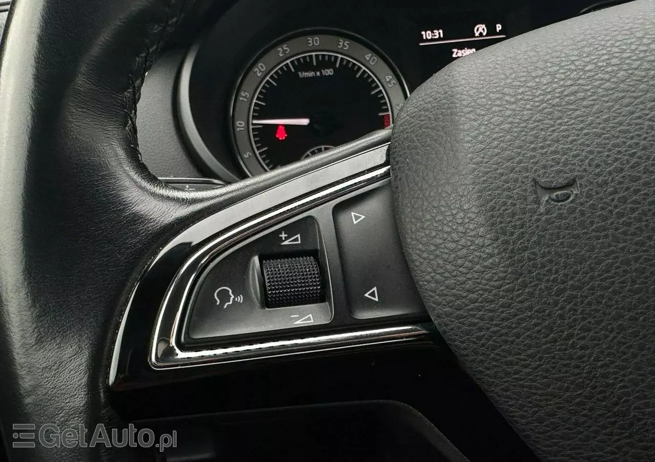 SKODA Octavia 1.6 TDI SCR Style DSG