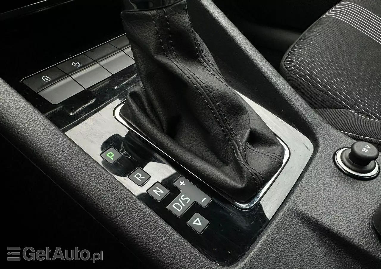 SKODA Octavia 1.6 TDI SCR Style DSG