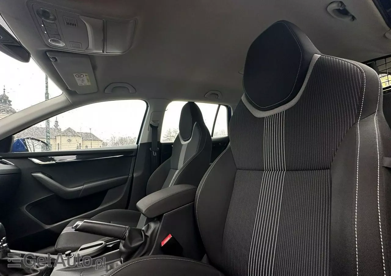 SKODA Octavia 1.6 TDI SCR Style DSG