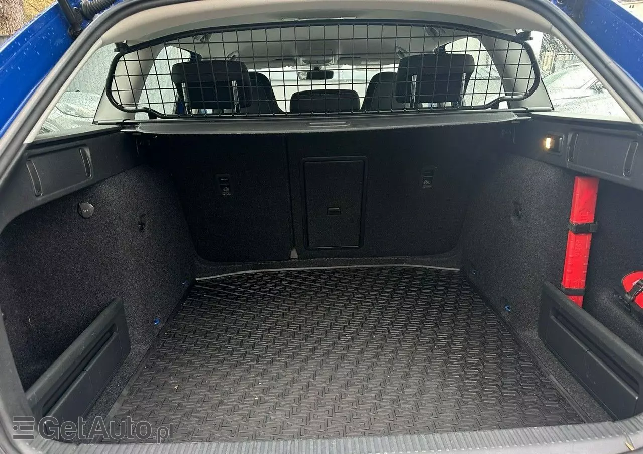 SKODA Octavia 1.6 TDI SCR Style DSG