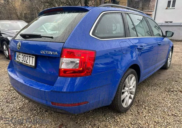 SKODA Octavia 1.6 TDI SCR Style DSG