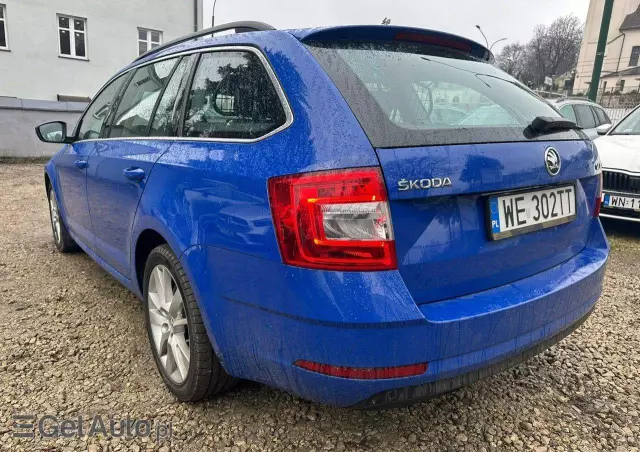 SKODA Octavia 1.6 TDI SCR Style DSG