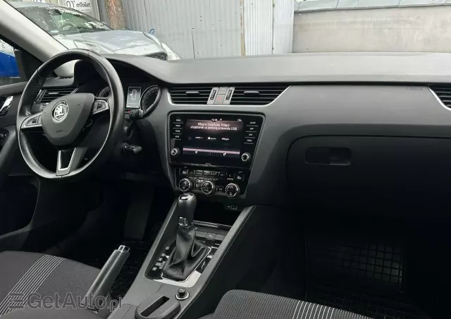 SKODA Octavia 1.6 TDI SCR Style DSG