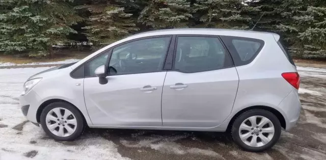 OPEL Meriva 