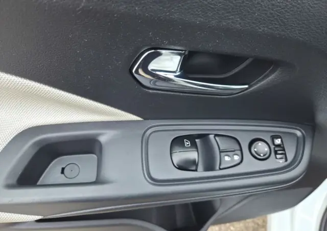 NISSAN Micra 0.9 IG-T N-Way