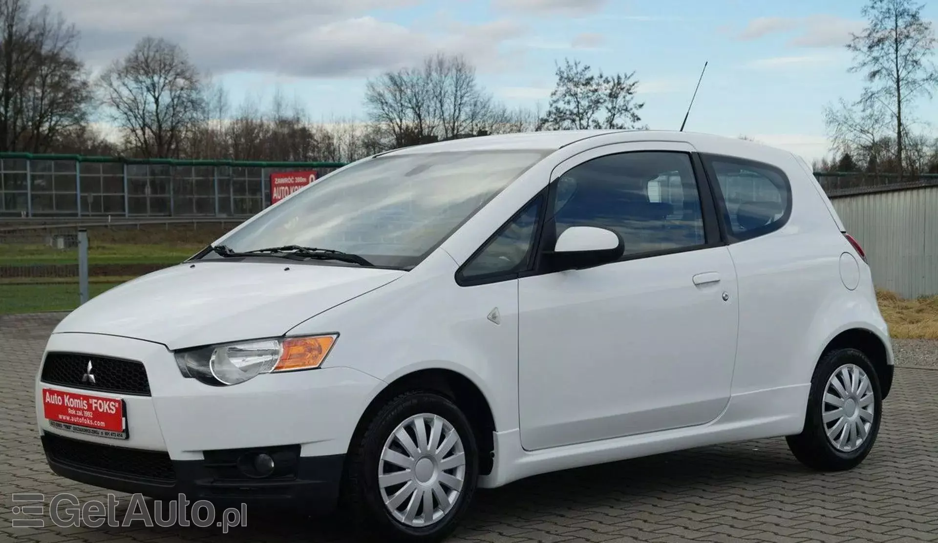 MITSUBISHI Colt 