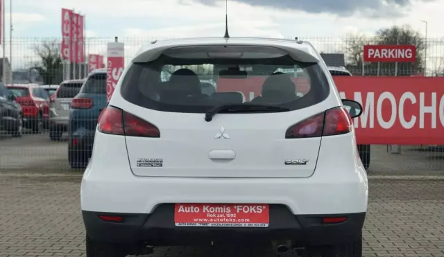 MITSUBISHI Colt 