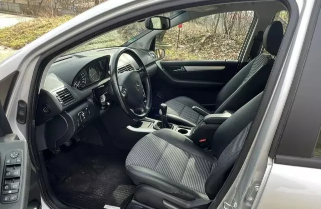 MERCEDES-BENZ Klasa A 