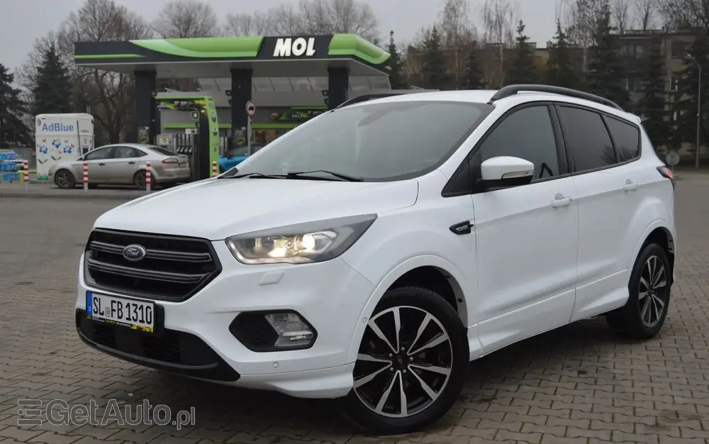 FORD Kuga 1.5 EcoBoost 2x4 ST-Line