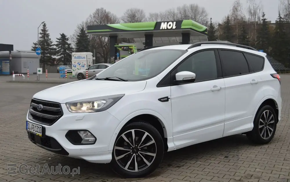 FORD Kuga 1.5 EcoBoost 2x4 ST-Line