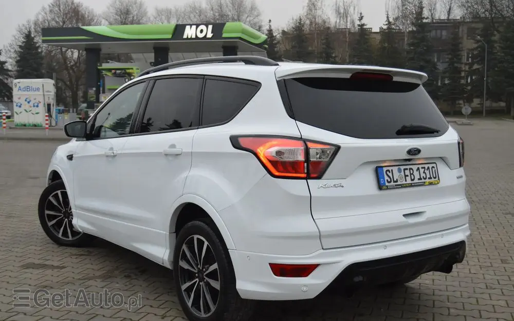 FORD Kuga 1.5 EcoBoost 2x4 ST-Line