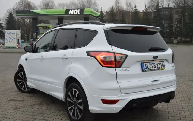FORD Kuga 1.5 EcoBoost 2x4 ST-Line