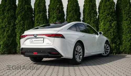 TOYOTA Mirai 