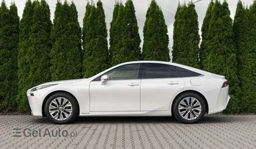 TOYOTA Mirai 