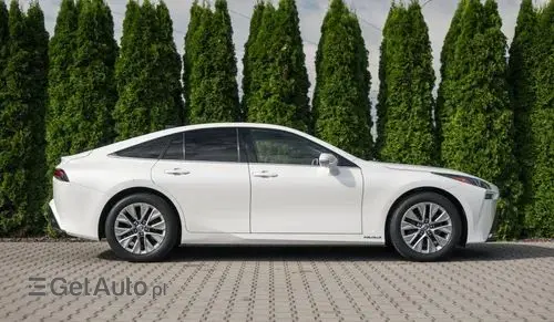 TOYOTA Mirai 