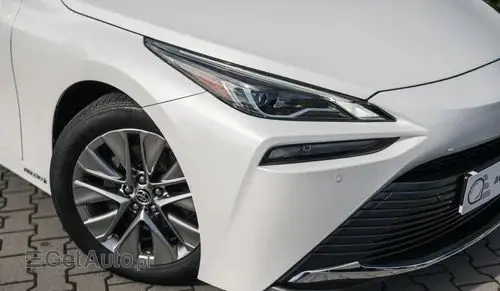 TOYOTA Mirai 