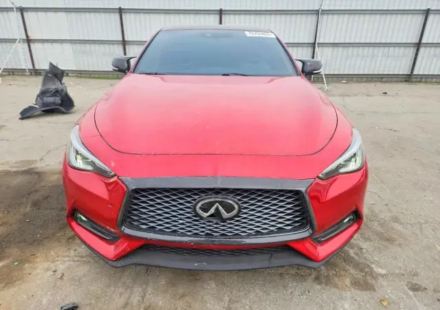 INFINITI Q60 