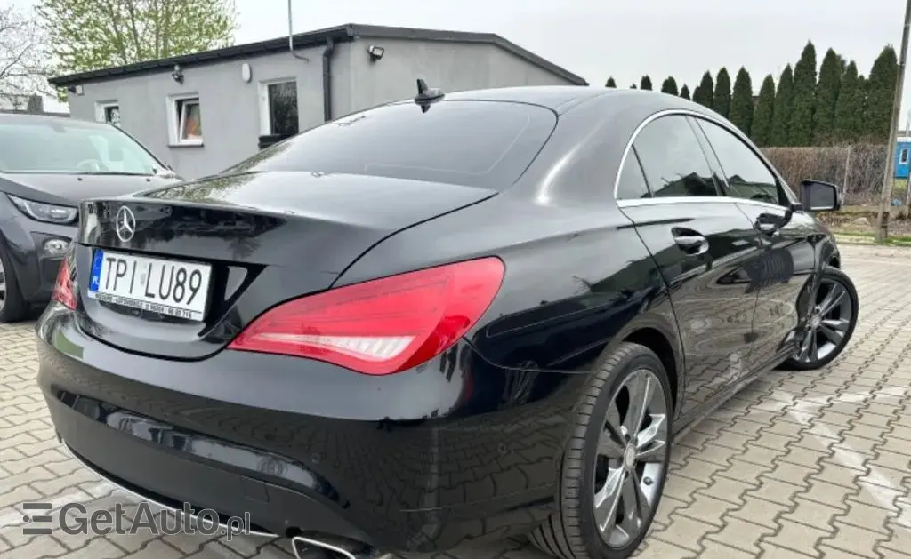 MERCEDES-BENZ CLA 