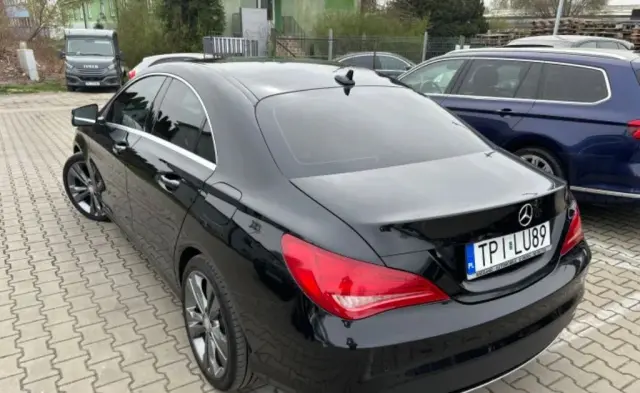 MERCEDES-BENZ CLA 