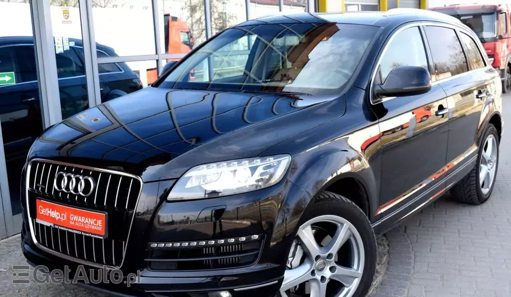 AUDI Q7 