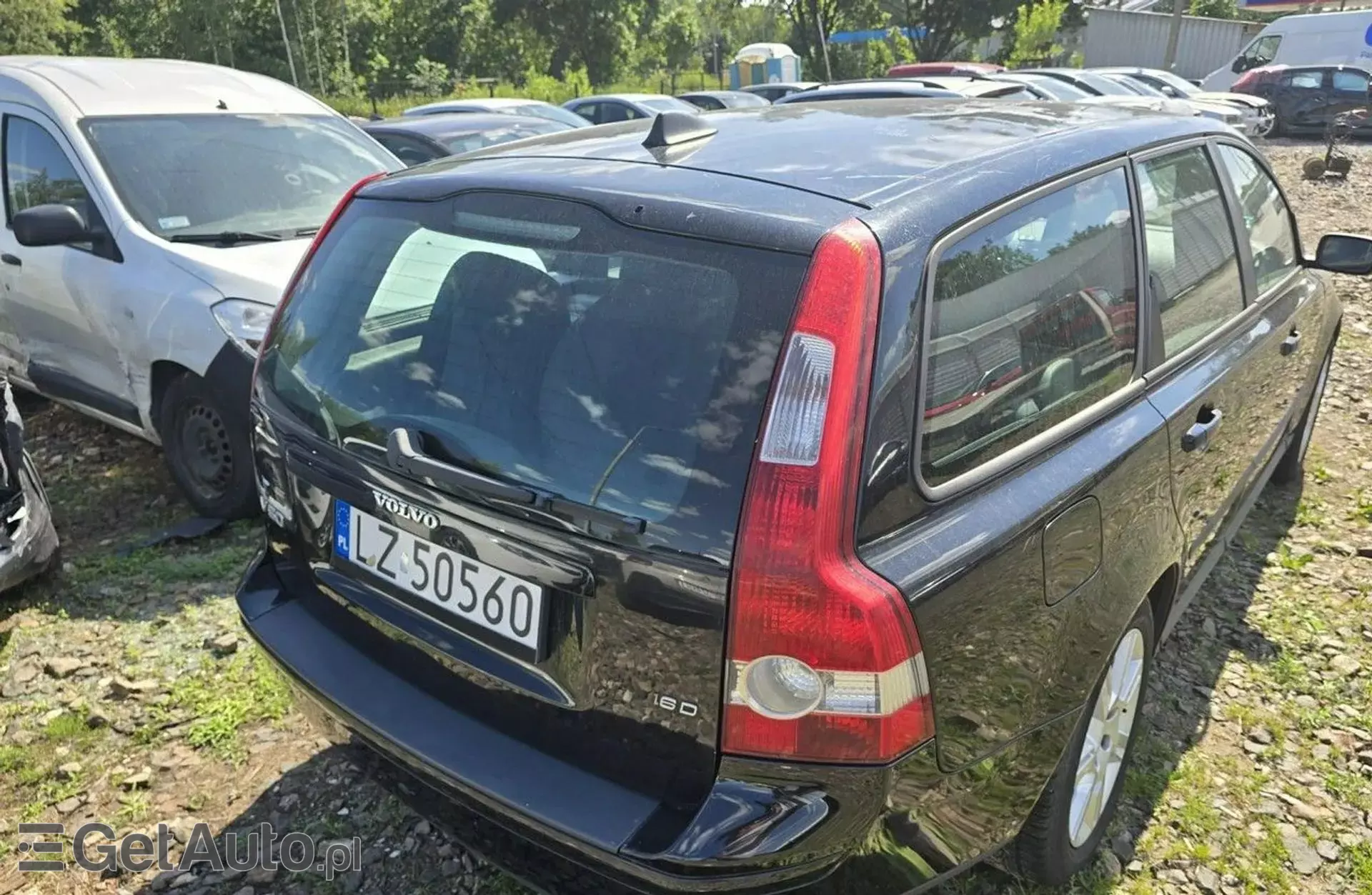 VOLVO V50 