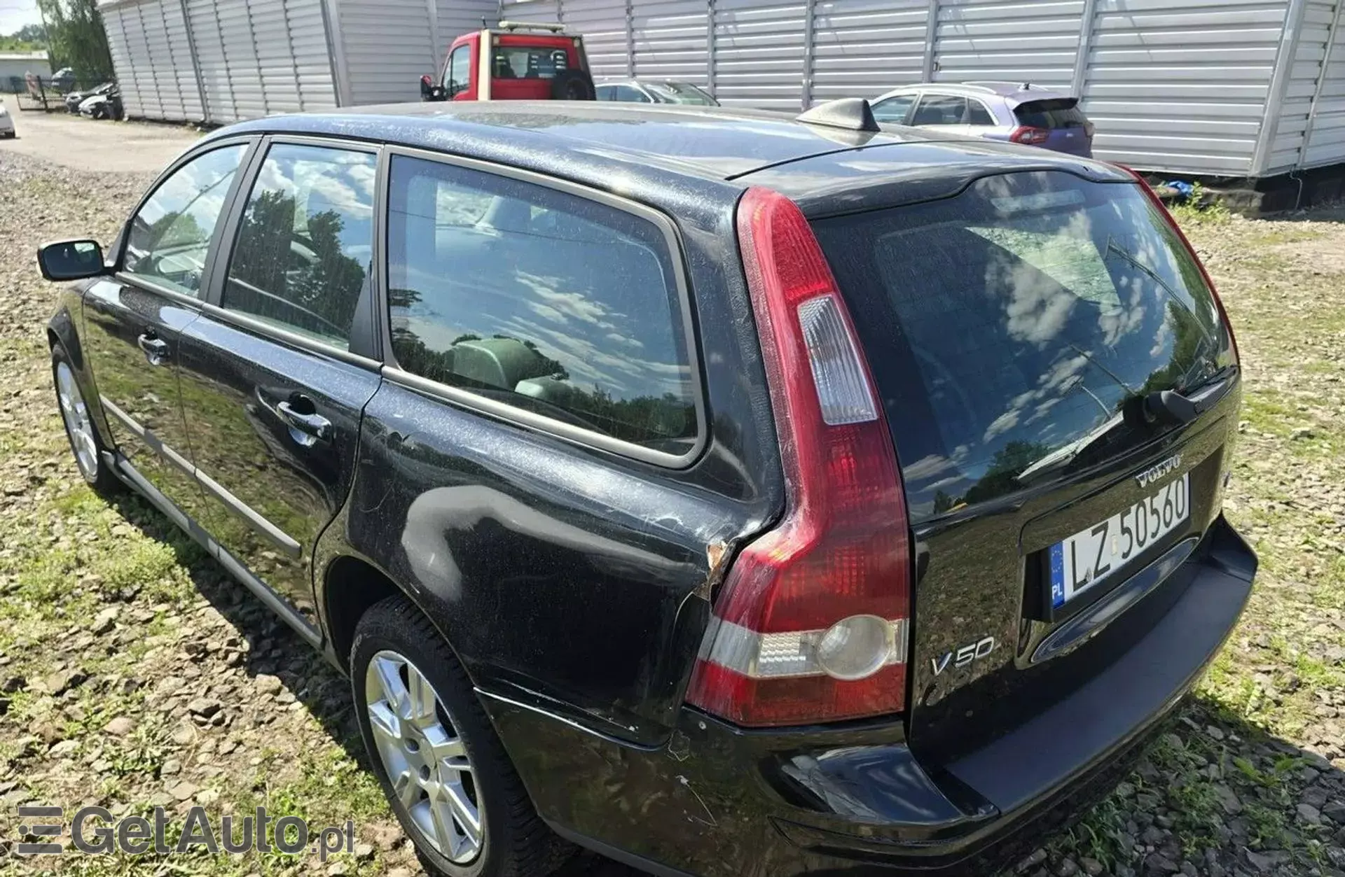 VOLVO V50 
