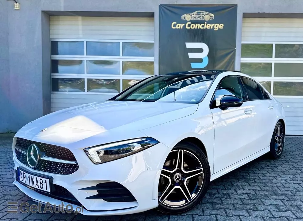 MERCEDES-BENZ Klasa A 200 4-Matic AMG Line 8G-DCT