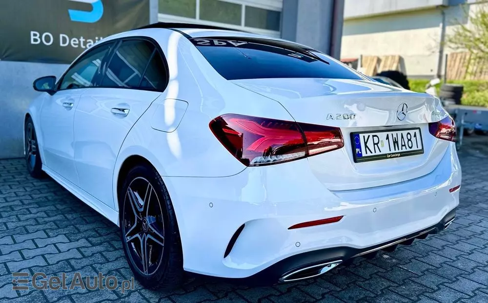 MERCEDES-BENZ Klasa A 200 4-Matic AMG Line 8G-DCT