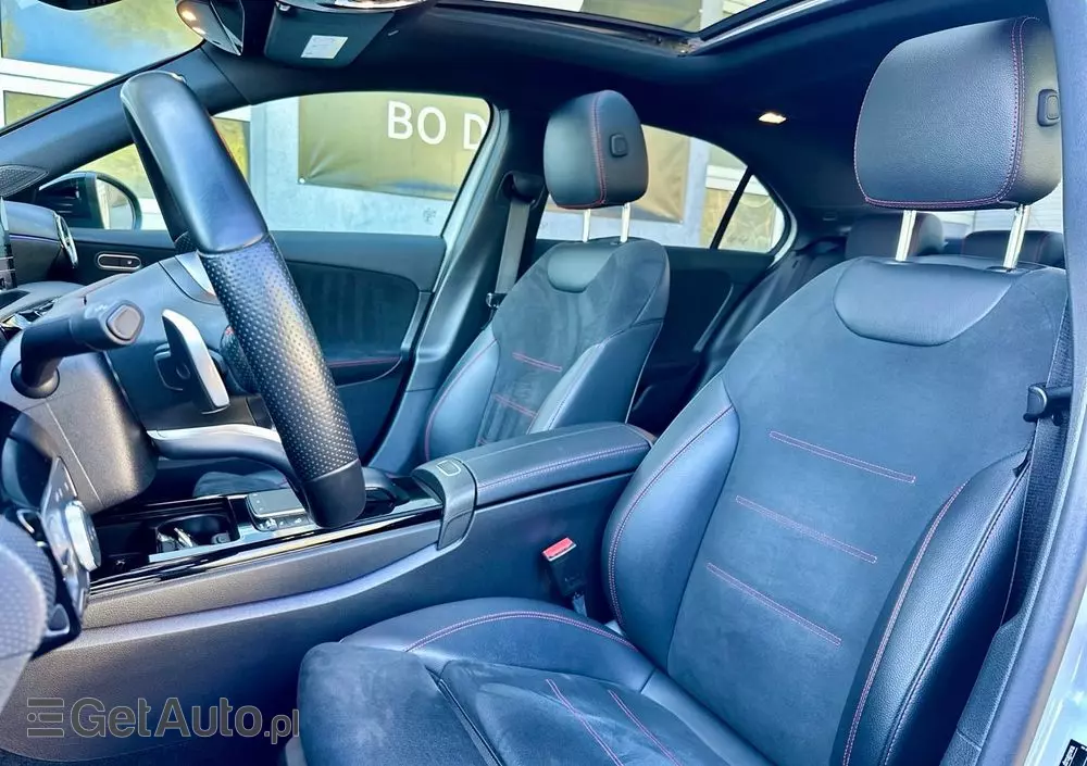 MERCEDES-BENZ Klasa A 200 4-Matic AMG Line 8G-DCT