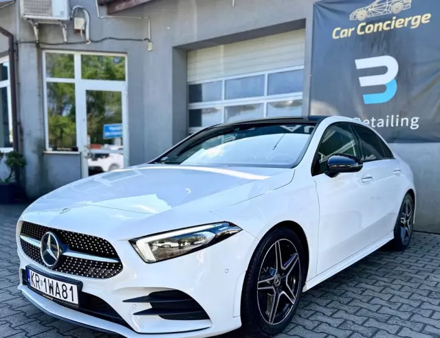 MERCEDES-BENZ Klasa A 200 4-Matic AMG Line 8G-DCT