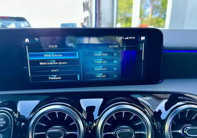 MERCEDES-BENZ Klasa A 200 4-Matic AMG Line 8G-DCT