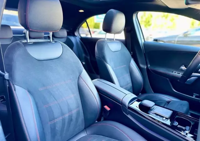 MERCEDES-BENZ Klasa A 200 4-Matic AMG Line 8G-DCT