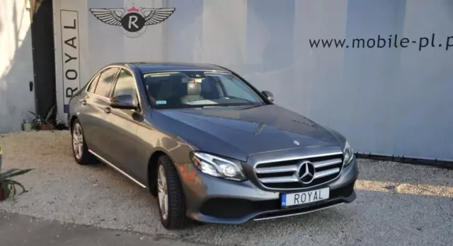 MERCEDES-BENZ Klasa E 