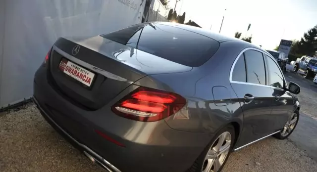 MERCEDES-BENZ Klasa E 