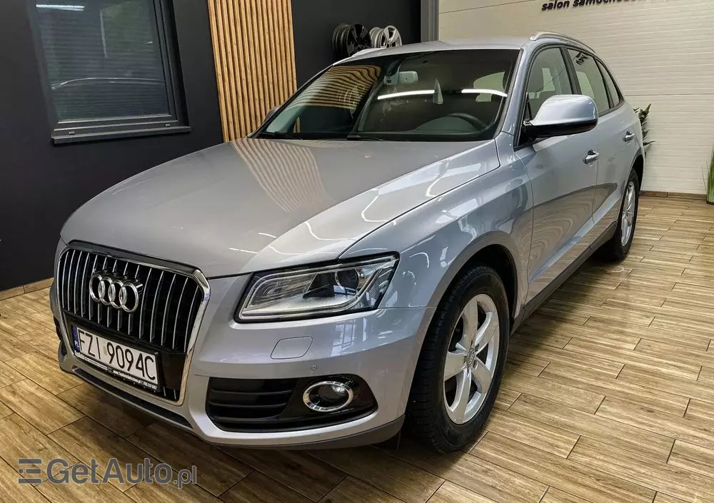 AUDI Q5 