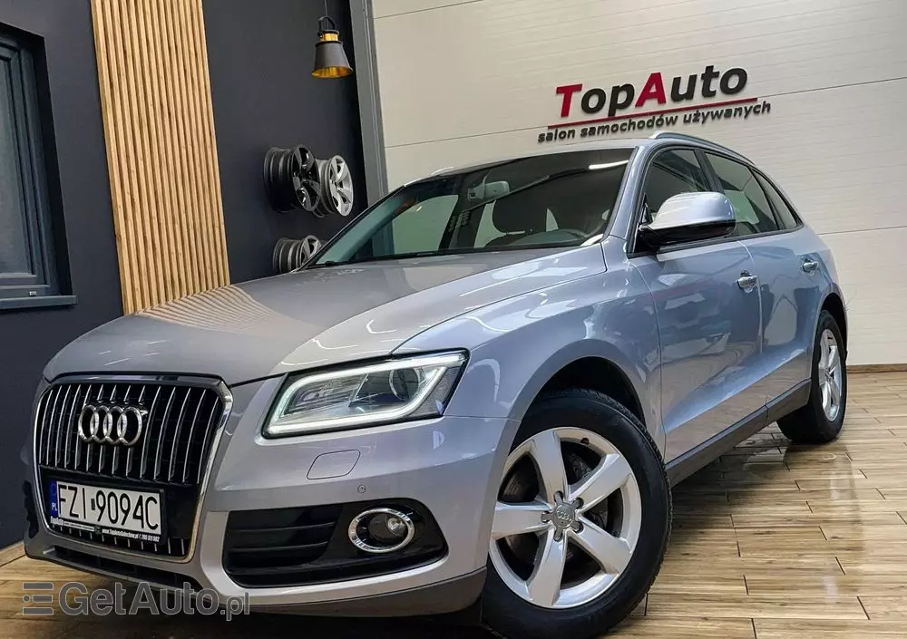 AUDI Q5 