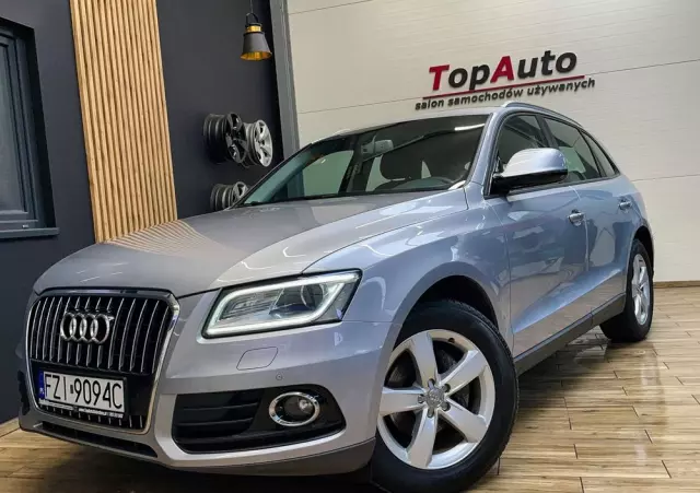 AUDI Q5 