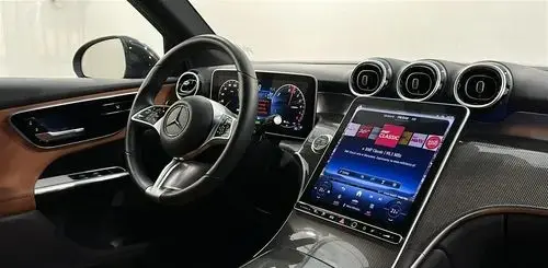 MERCEDES-BENZ GLC 