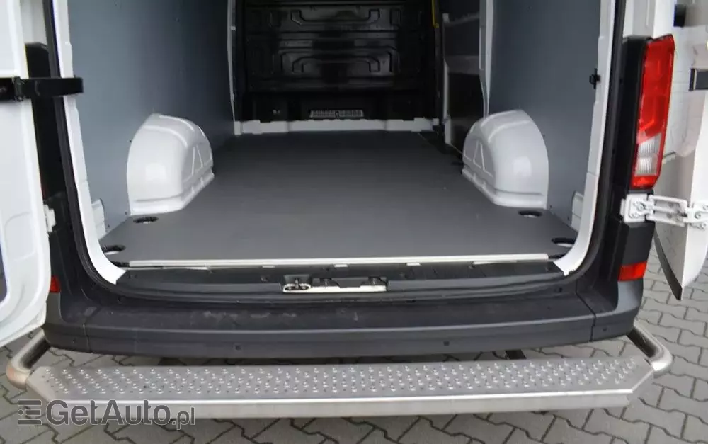 VOLKSWAGEN CRAFTER II 2.0TDI blaszak 